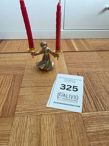 Lot #325 (1 of 4)
