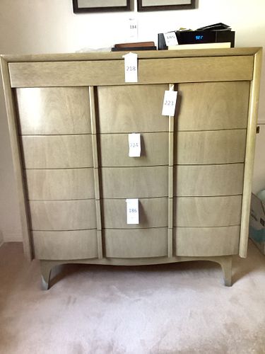 Lot #218 (1 of 10)
