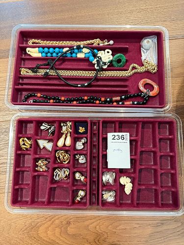 Lot #236 (1 of 10)