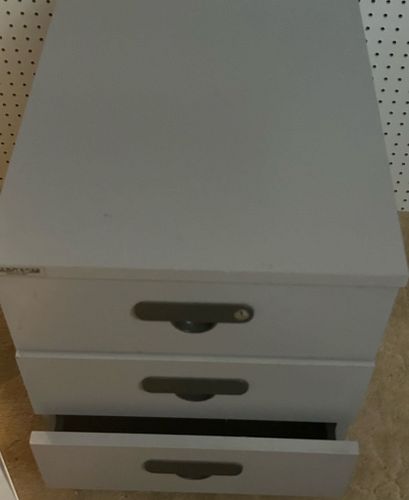 Lot #12 (1 of 1)