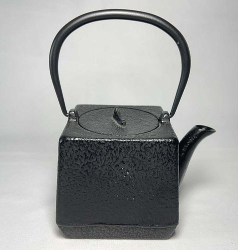 Lot #57 (1 of 8)