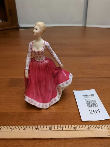 Lot #261 (1 of 6)
