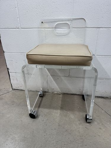 Lot #32 (1 of 8)