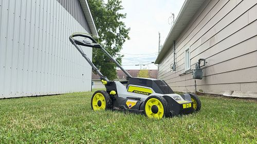 Lot #351 (1 of 14)