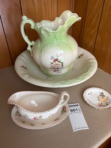 Lot #951 (1 of 12)