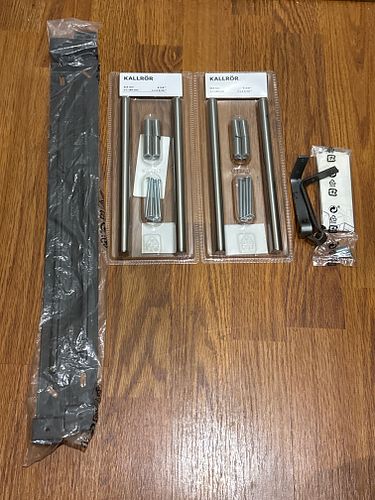Lot #68 (1 of 4)