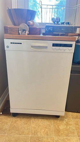 Lot #203 (1 of 9)