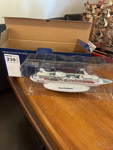 Lot #239 (1 of 8)