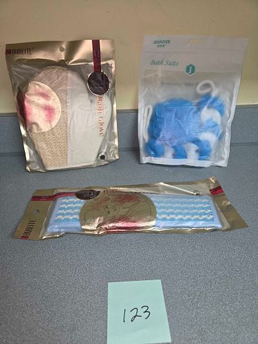 Lot #123 (1 of 4)