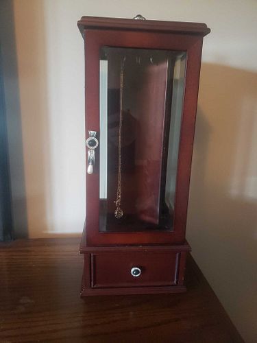 Lot #4 (1 of 6)