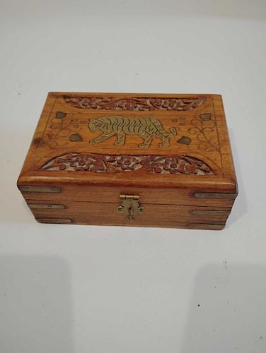 Lot #50 (1 of 8)