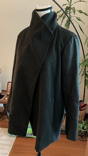 Lot #40 (1 of 10)
