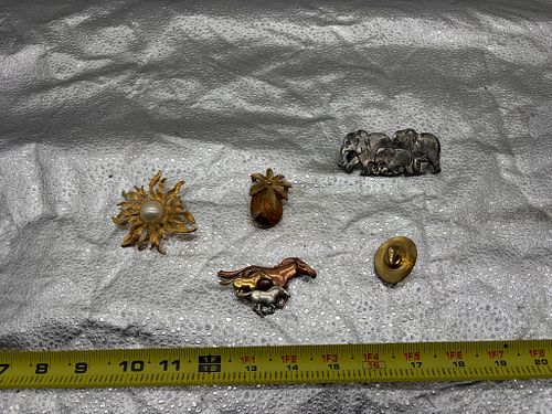 Lot #33 (1 of 4)