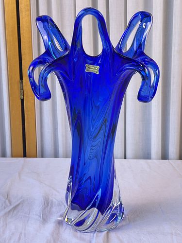 Lot #469 (1 of 8)