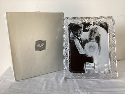 Lot #9 (1 of 5)