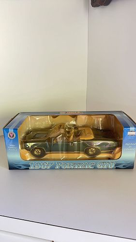 Lot #30 (1 of 8)