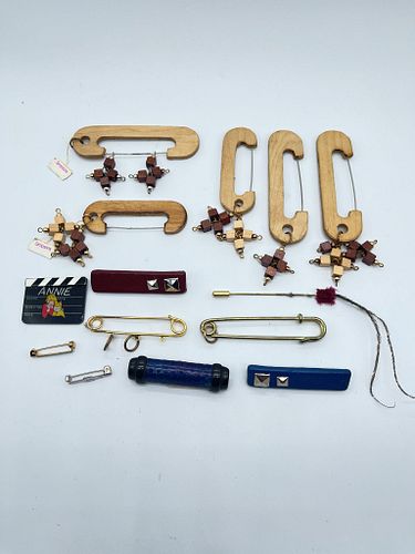 Lot #52 (1 of 10)
