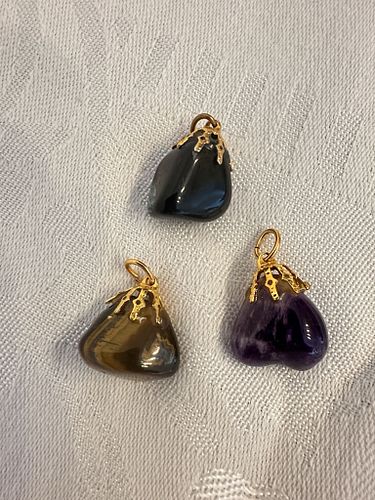Lot #19 (1 of 4)