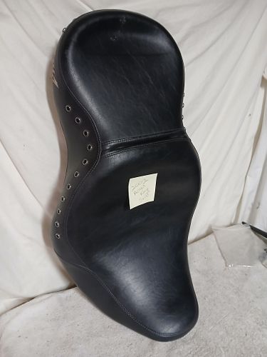 Lot #128 (1 of 7)