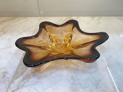 Lot #83 (1 of 8)