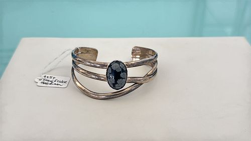 Lot #914 (1 of 4)
