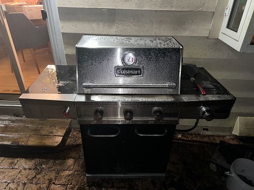 Lot #560 (1 of 3)