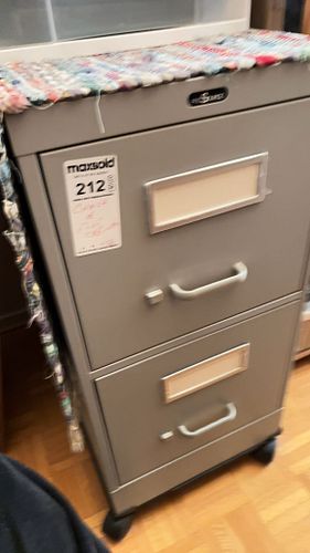 Lot #212 (1 of 7)