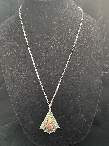 Lot #28 (1 of 4)