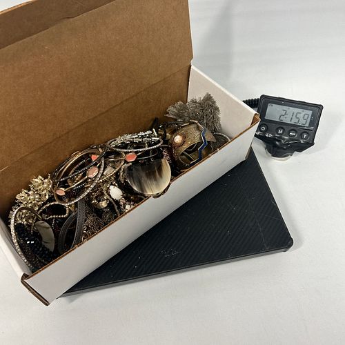 Lot #60 (1 of 6)
