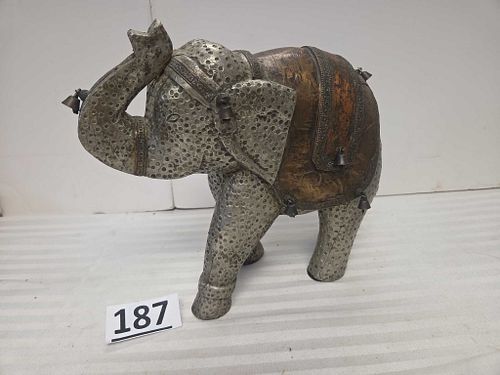 Lot #187 (1 of 8)