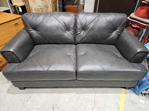 Lot #51 (1 of 8)