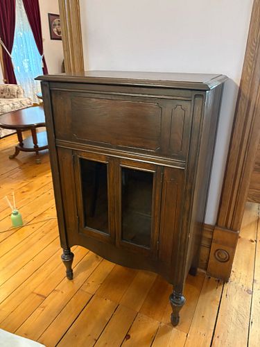 Lot #205 (1 of 4)