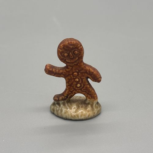 Lot #19 (1 of 5)