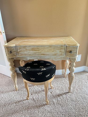 Lot #10 (1 of 13)
