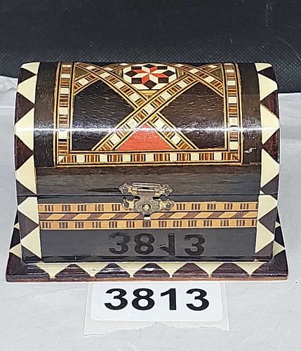 Lot #3813 (1 of 11)