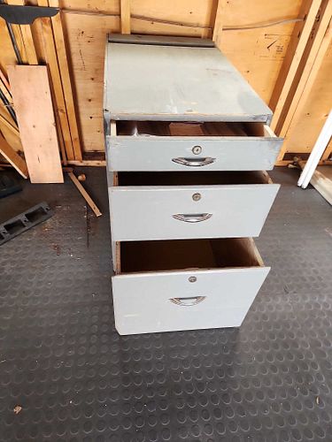 Lot #13 (1 of 6)