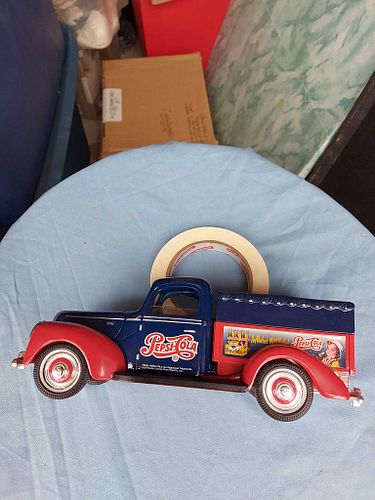 Lot #66 (1 of 6)
