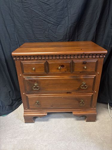 Lot #79 (1 of 18)