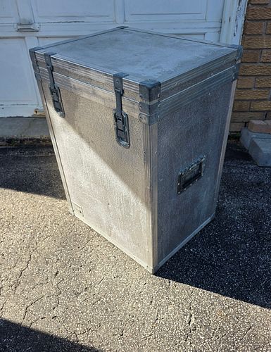 Lot #161 (1 of 6)