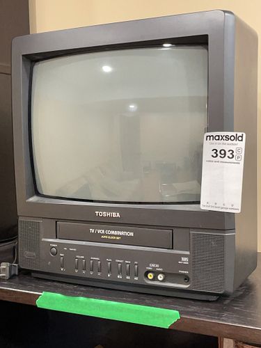 Lot #393 (1 of 6)