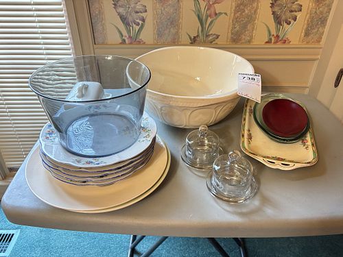 Lot #738 (1 of 12)