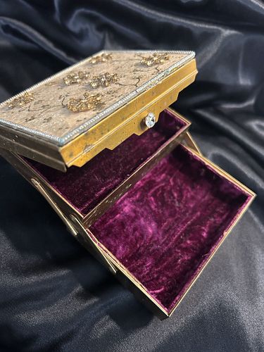 Lot #83 (1 of 13)