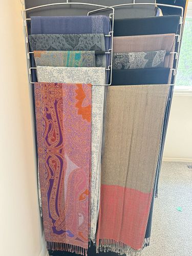 Lot #28 (1 of 4)