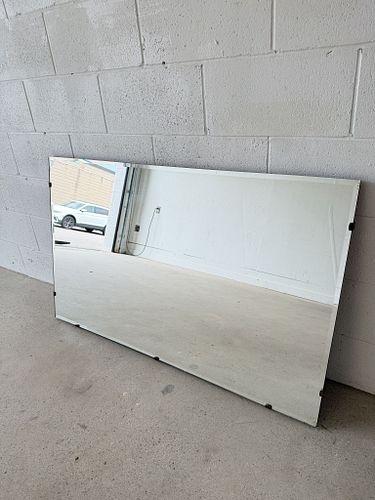 Lot #32 (1 of 4)
