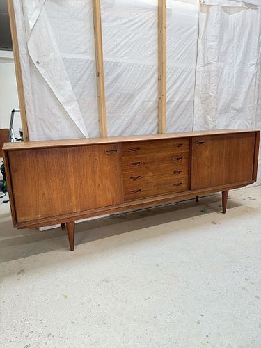 Lot #89 (1 of 8)