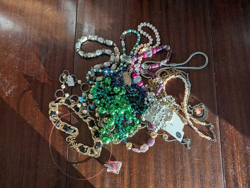 Lot #76 (1 of 5)
