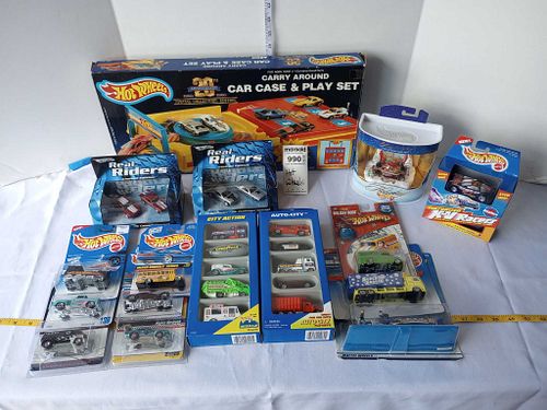 Lot #990 (1 of 17)