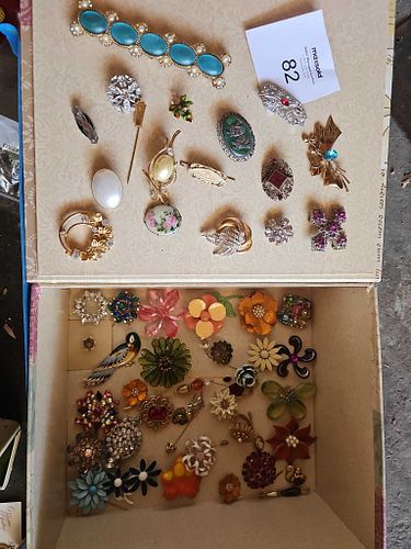 Lot #82 (1 of 4)
