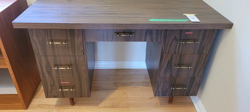 Lot #48 (1 of 6)