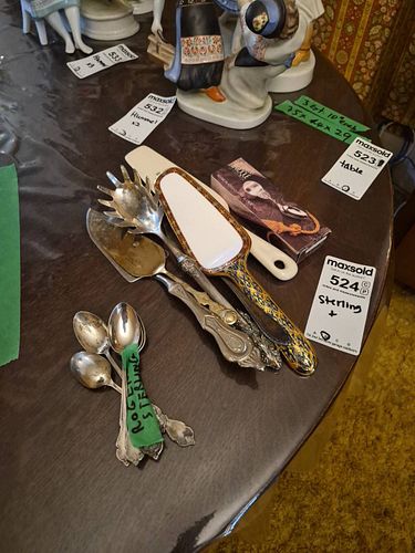 Lot #524 (1 of 13)